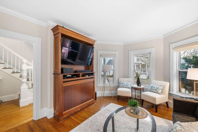 36 Chester St, Melrose, MA 02176