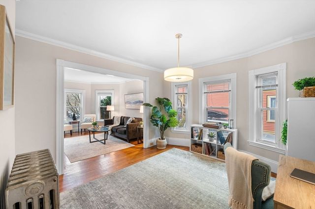 36 Chester St, Melrose, MA 02176