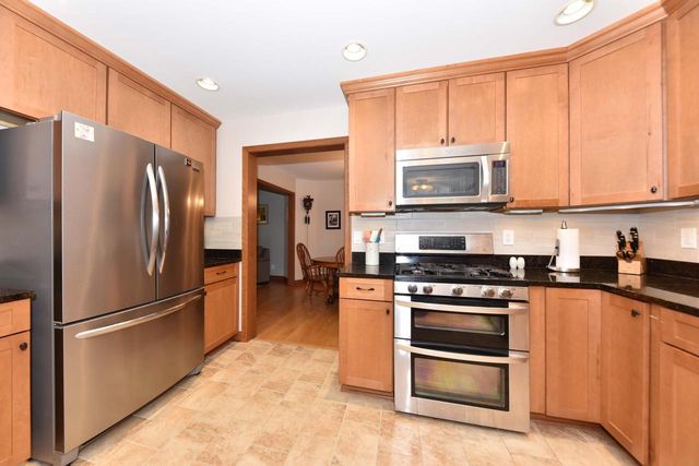 N64W30881 Cindy COURT, Hartland, WI 53029
