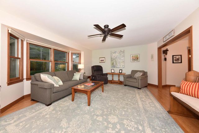 N64W30881 Cindy COURT, Hartland, WI 53029