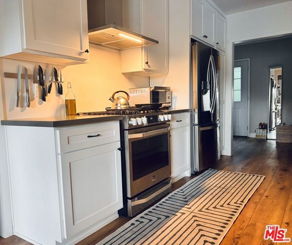 2226 Stanley Hills Drive, Los Angeles, CA 90046