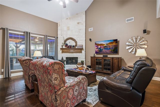 1581 N Hills Drive, Rockwall, TX 75087