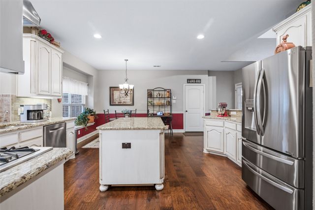 1581 N Hills Drive, Rockwall, TX 75087