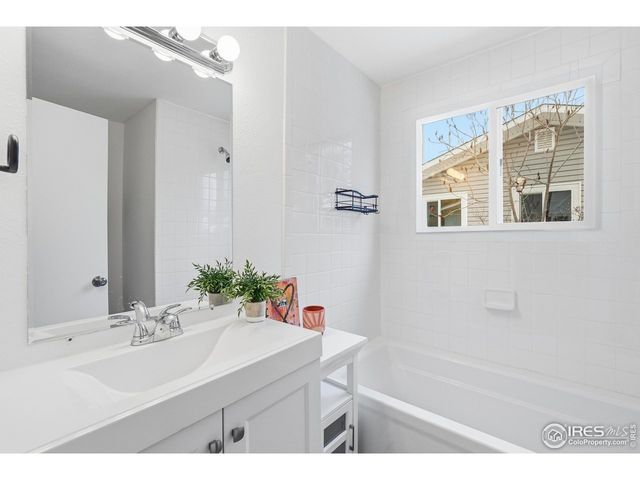 4559 Beachcomber Ct, Boulder, CO 80301