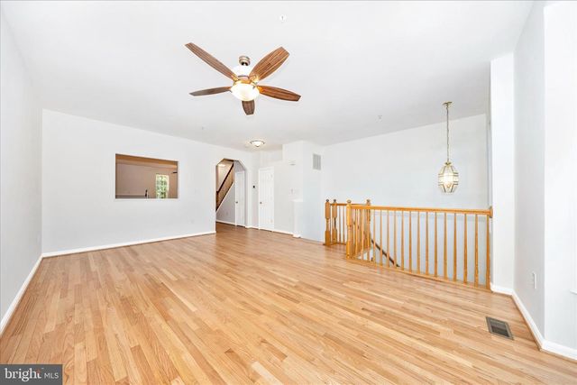 9410 SINGLETON PL, Frederick, MD 21704