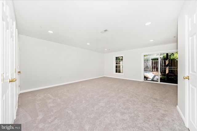 9410 SINGLETON PL, Frederick, MD 21704