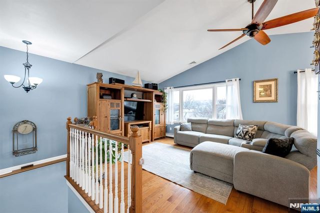 20 Park Avenue, Phillipsburg, NJ 08865