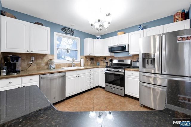 20 Park Avenue, Phillipsburg, NJ 08865