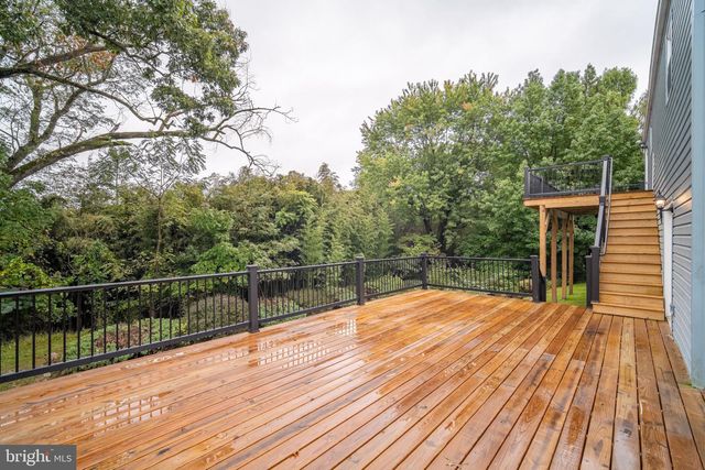 1711 VALLEY VISTA DR, York, PA 17406