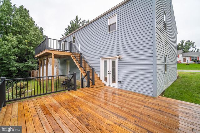 1711 VALLEY VISTA DR, York, PA 17406