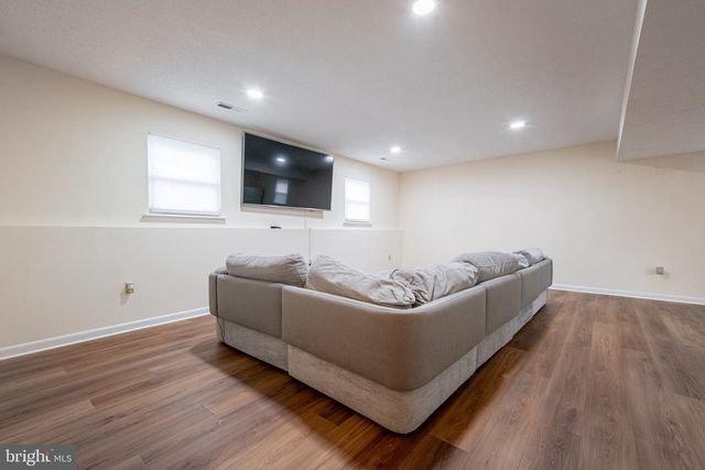 1711 VALLEY VISTA DR, York, PA 17406