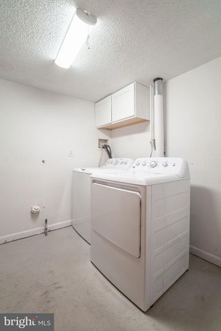 1711 VALLEY VISTA DR, York, PA 17406