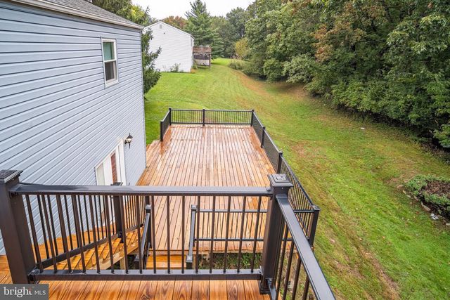 1711 VALLEY VISTA DR, York, PA 17406