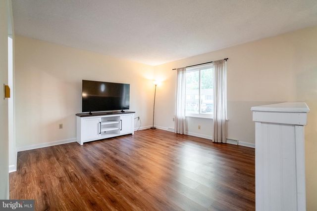 1711 VALLEY VISTA DR, York, PA 17406