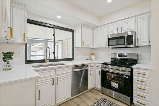 1214 Valencia Lane, Lewisville, TX 75067