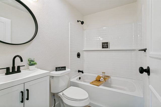 1214 Valencia Lane, Lewisville, TX 75067