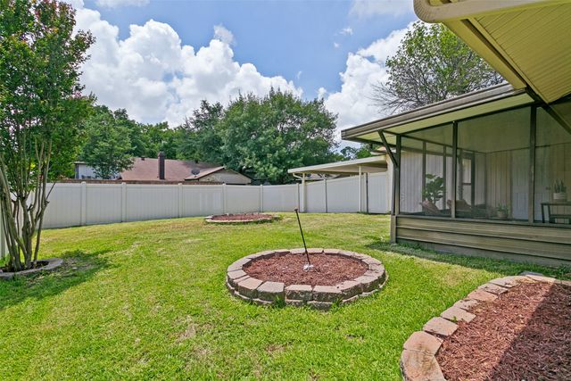 1214 Valencia Lane, Lewisville, TX 75067