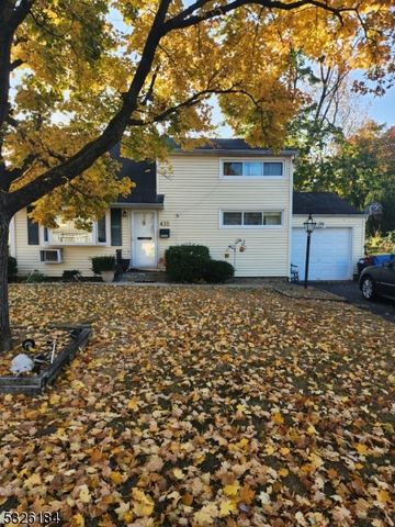 435 Warfield Rd, North Plainfield Boro, NJ 07063