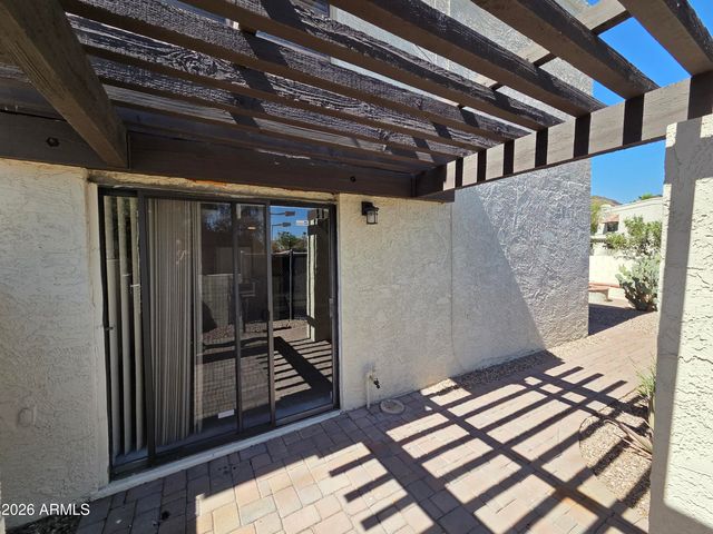1809 E FRIER Drive 2, Phoenix, AZ 85020