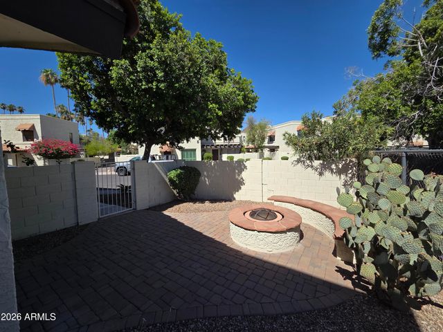 1809 E FRIER Drive 2, Phoenix, AZ 85020