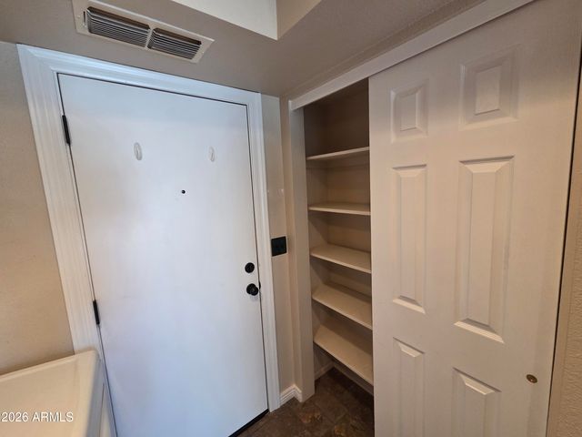 1809 E FRIER Drive 2, Phoenix, AZ 85020