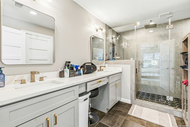 227 W HIGHLAND DR, Boerne, TX 78006