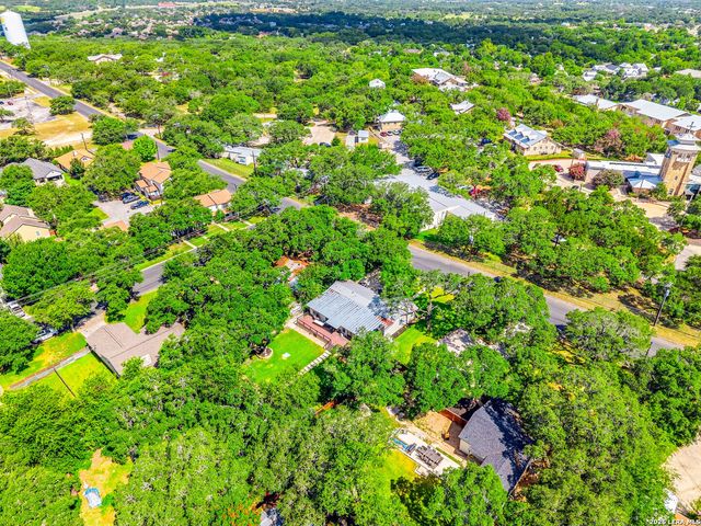 227 W HIGHLAND DR, Boerne, TX 78006