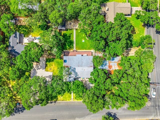 227 W HIGHLAND DR, Boerne, TX 78006