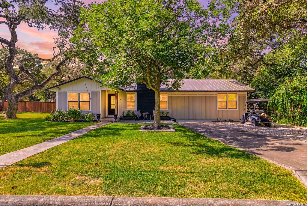 227 W HIGHLAND DR, Boerne, TX 78006
