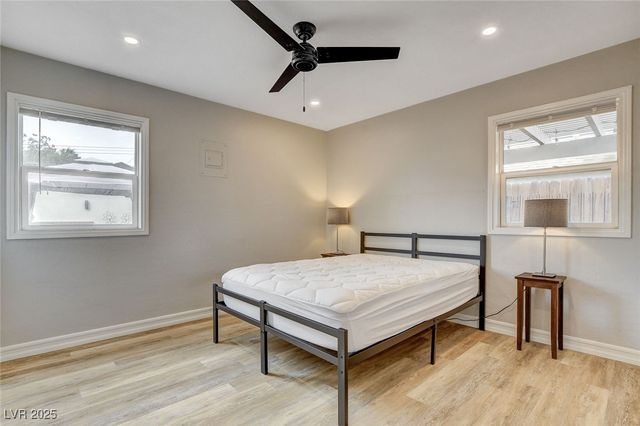 1017 Oakey Boulevard, Las Vegas, NV 89104