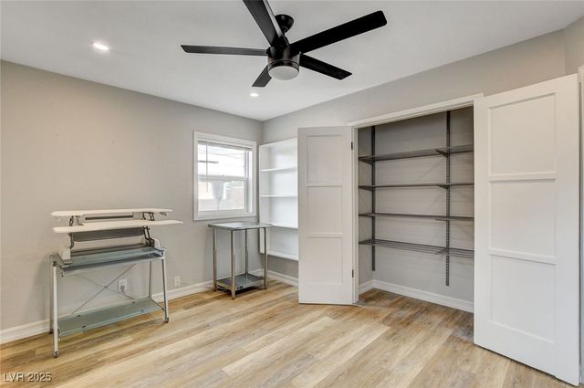 1017 Oakey Boulevard, Las Vegas, NV 89104