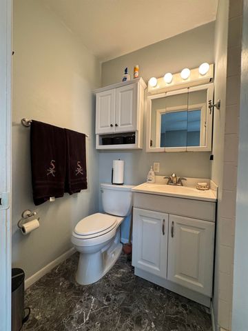 1111 5th Avenue, Ackley, IA 50601