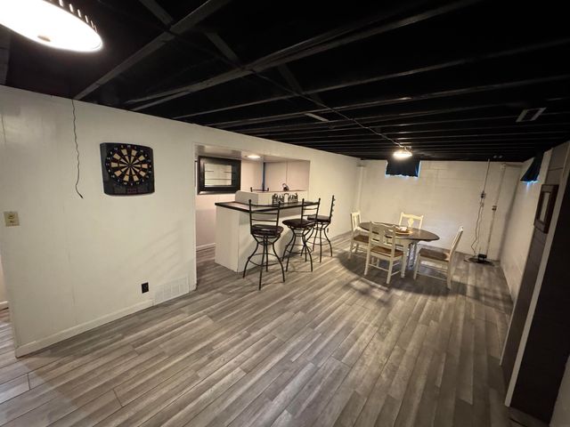 1111 5th Avenue, Ackley, IA 50601