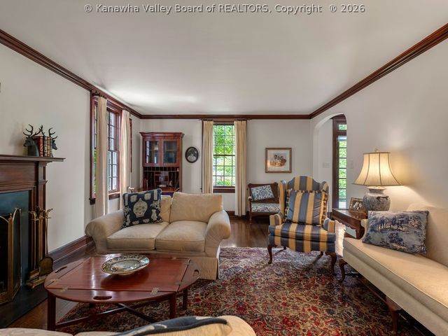 930 Lower Ridgeway Road, Charleston, WV 25314