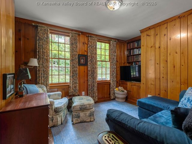 930 Lower Ridgeway Road, Charleston, WV 25314
