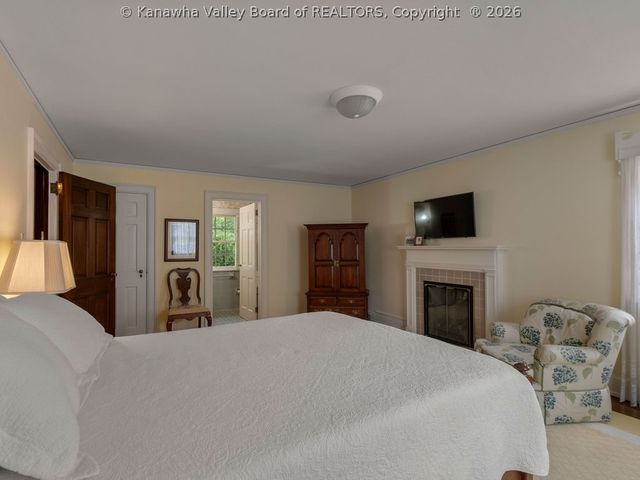 930 Lower Ridgeway Road, Charleston, WV 25314