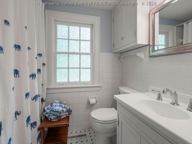 930 Lower Ridgeway Road, Charleston, WV 25314