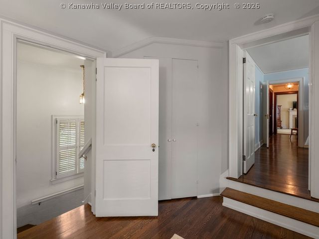 930 Lower Ridgeway Road, Charleston, WV 25314