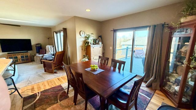 105 Hillwood Drive, Lake City, MN 55041