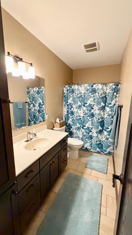 105 Hillwood Drive, Lake City, MN 55041