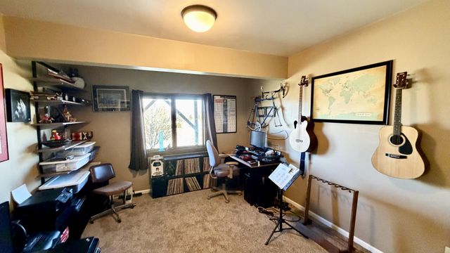 105 Hillwood Drive, Lake City, MN 55041