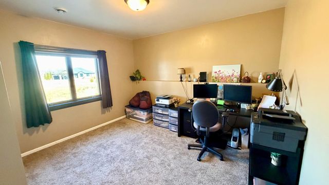 105 Hillwood Drive, Lake City, MN 55041