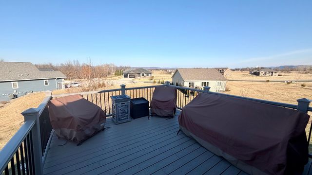 105 Hillwood Drive, Lake City, MN 55041