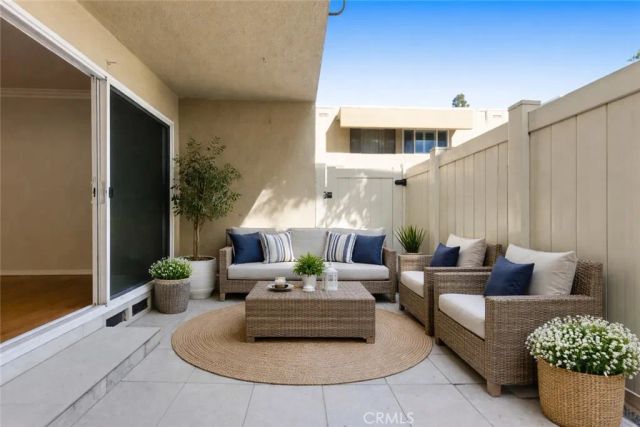 11138 Aqua Vista 55, North Hollywood, CA 91602