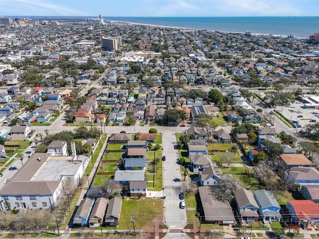 1326 27th Street, Galveston, TX 77550