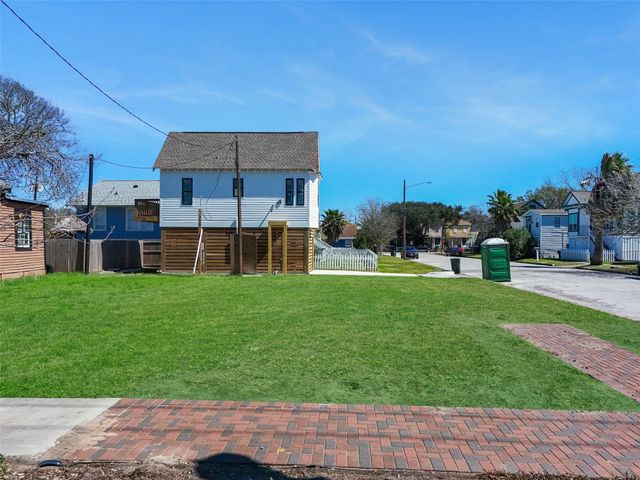1326 27th Street, Galveston, TX 77550