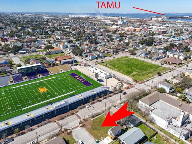 1326 27th Street, Galveston, TX 77550