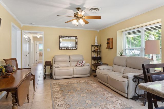 1301 Plantation Drive, Dickinson, TX 77539