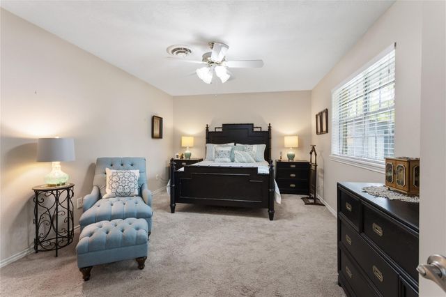 1301 Plantation Drive, Dickinson, TX 77539