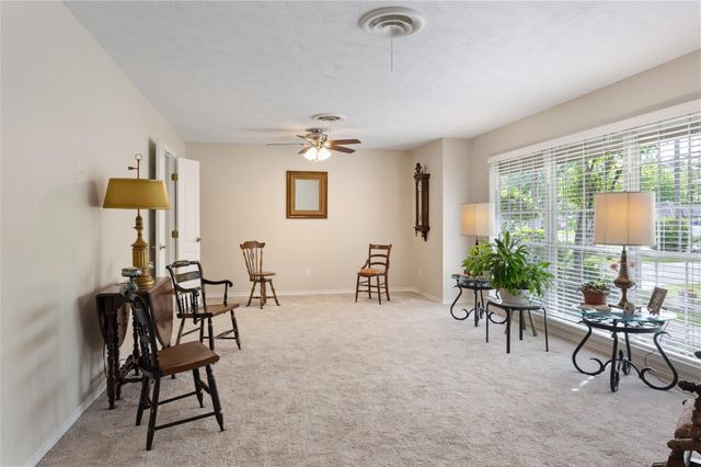 1301 Plantation Drive, Dickinson, TX 77539